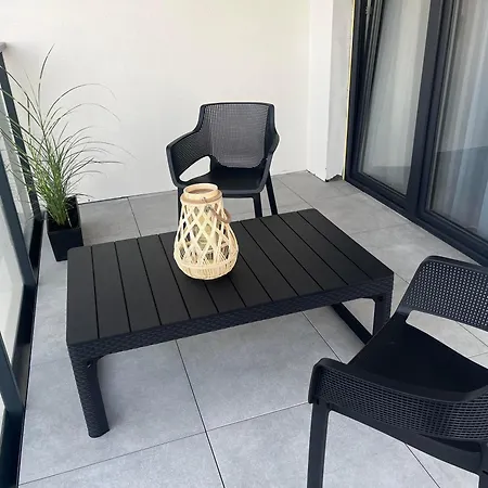 Lägenhet Cecylia 27 *